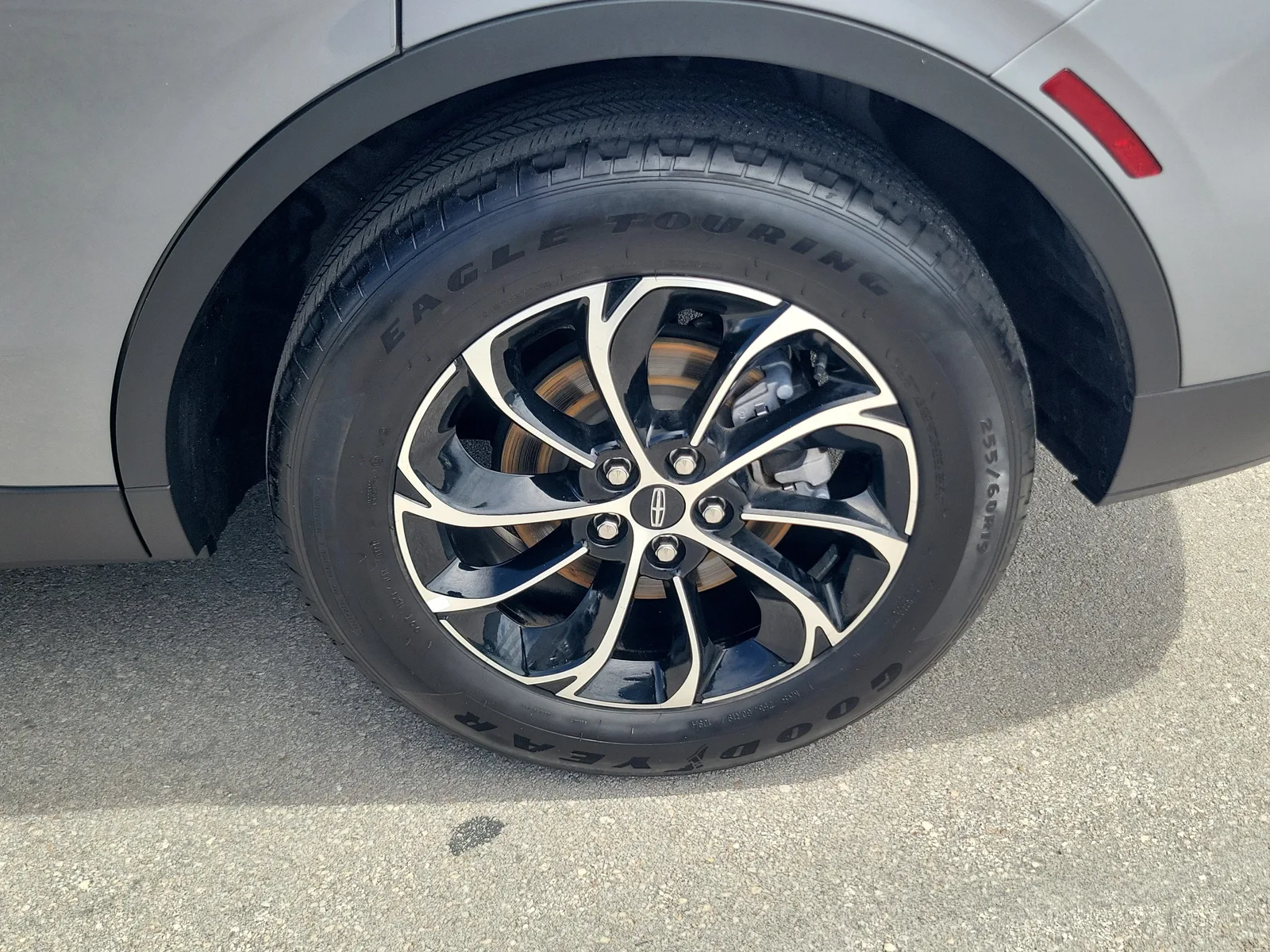 2024 Lincoln Nautilus Premiere 4WD photo 25