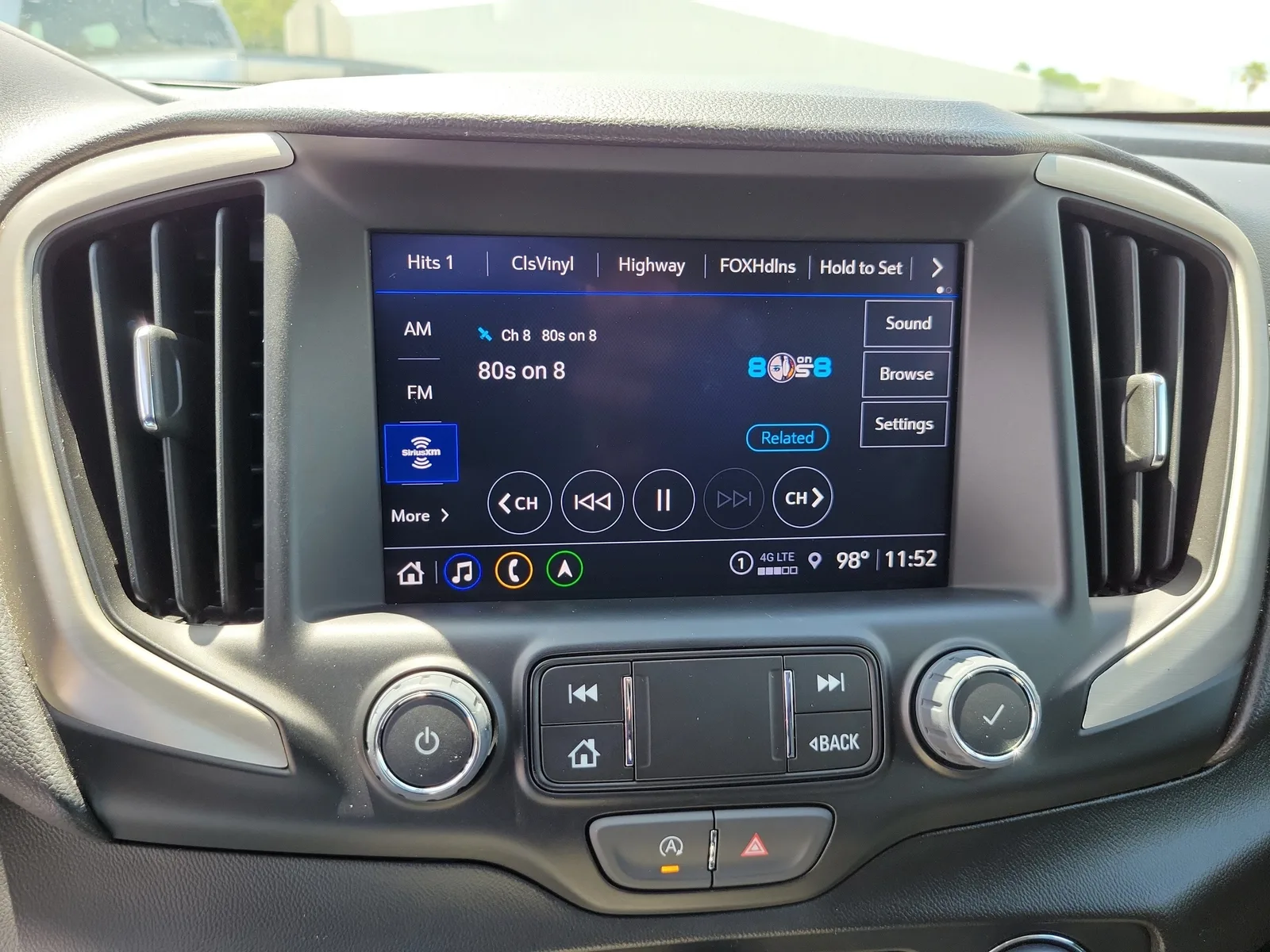 2024 GMC Terrain Denali 4WD photo 24