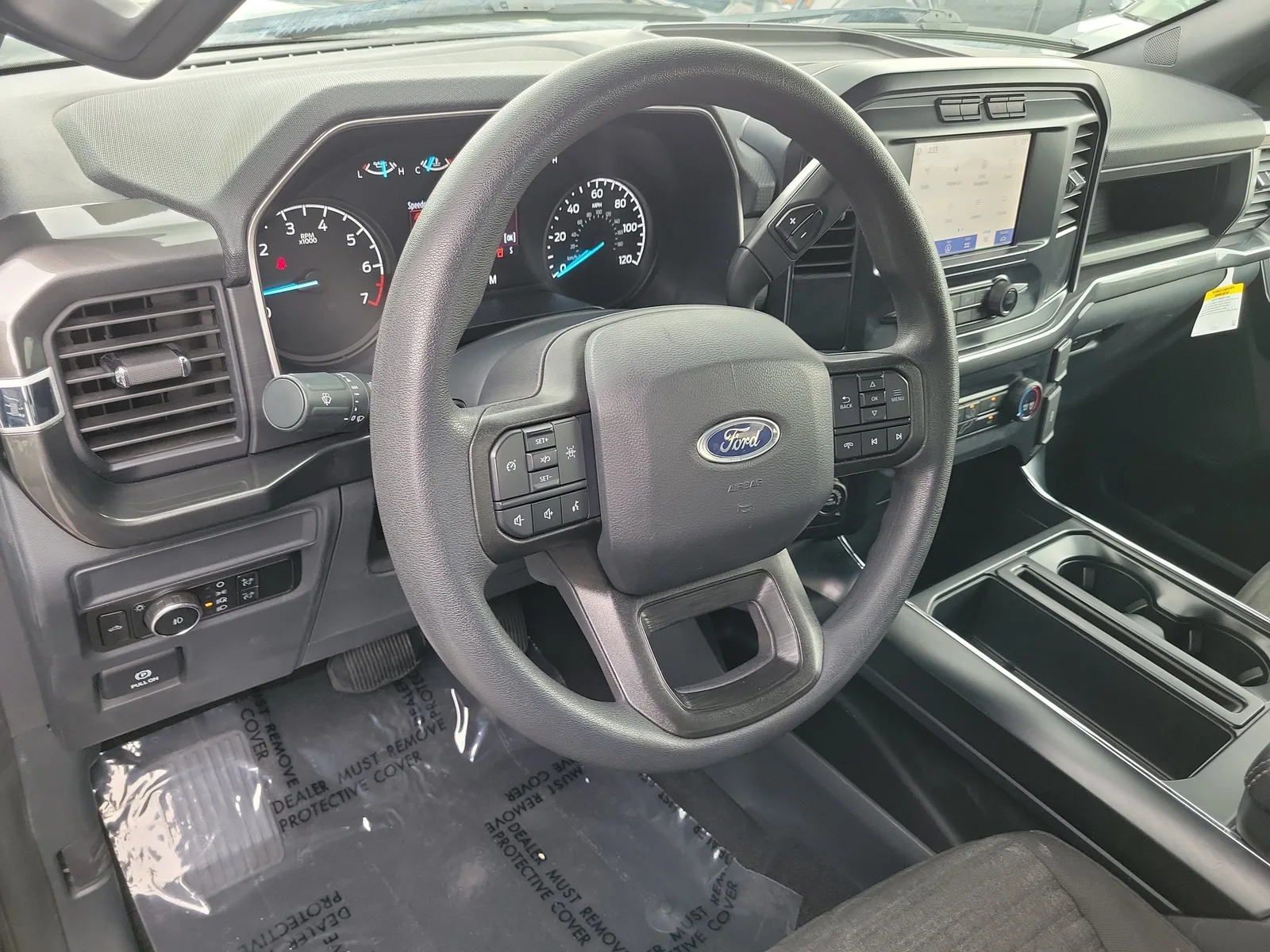 2023 Ford F-150 XL 4WD photo 9