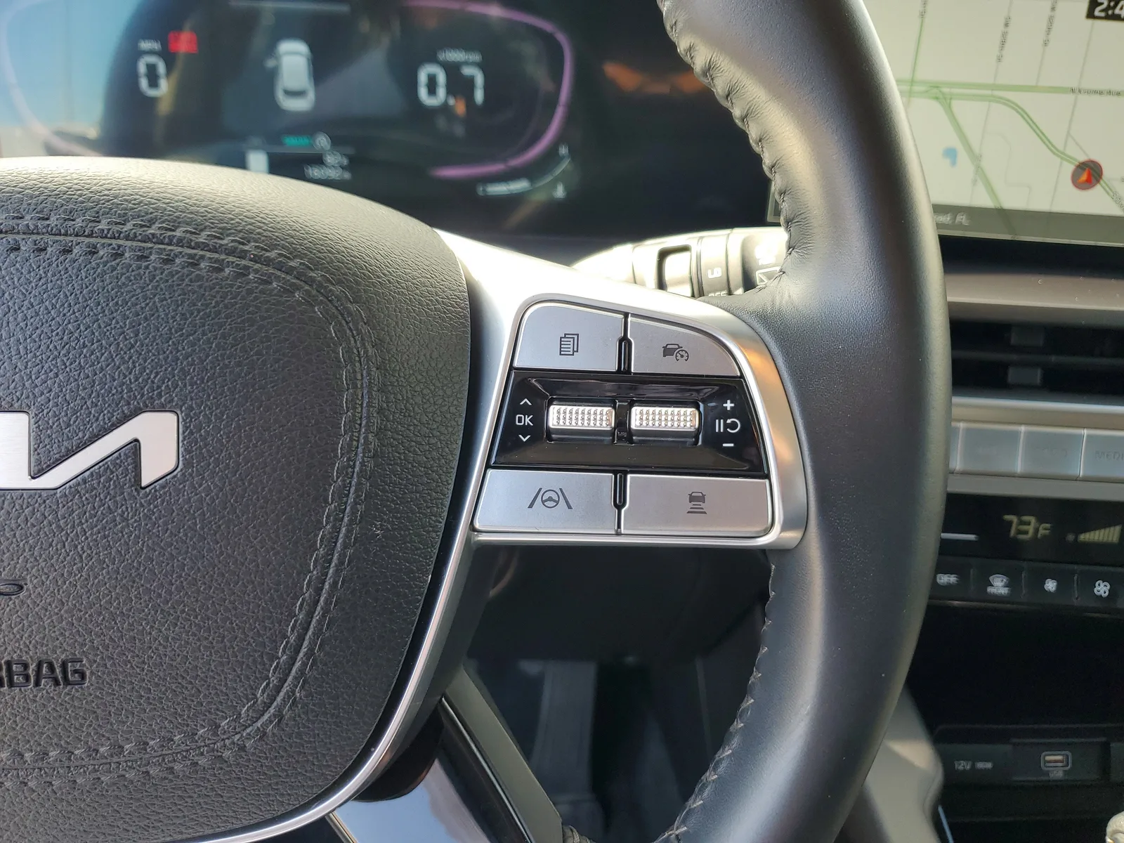 2024 Kia Telluride LX photo 21