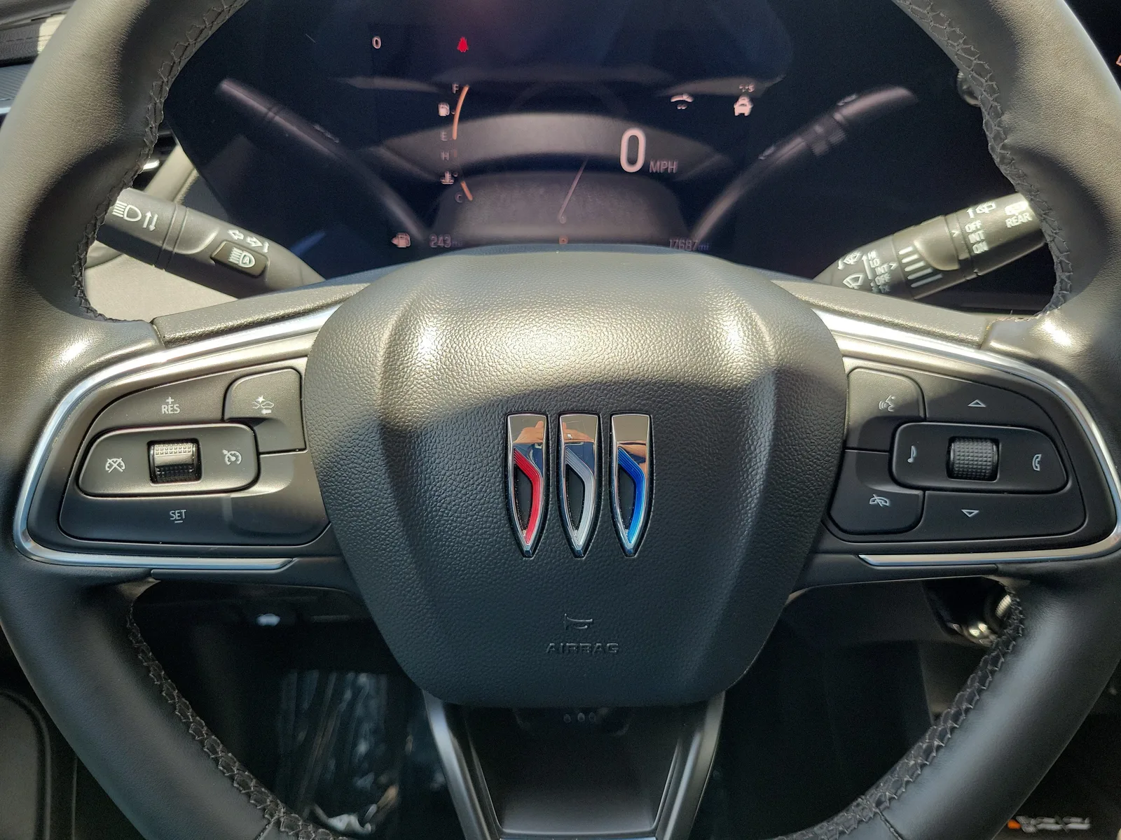 2024 Buick Encore GX Sport Touring photo 19