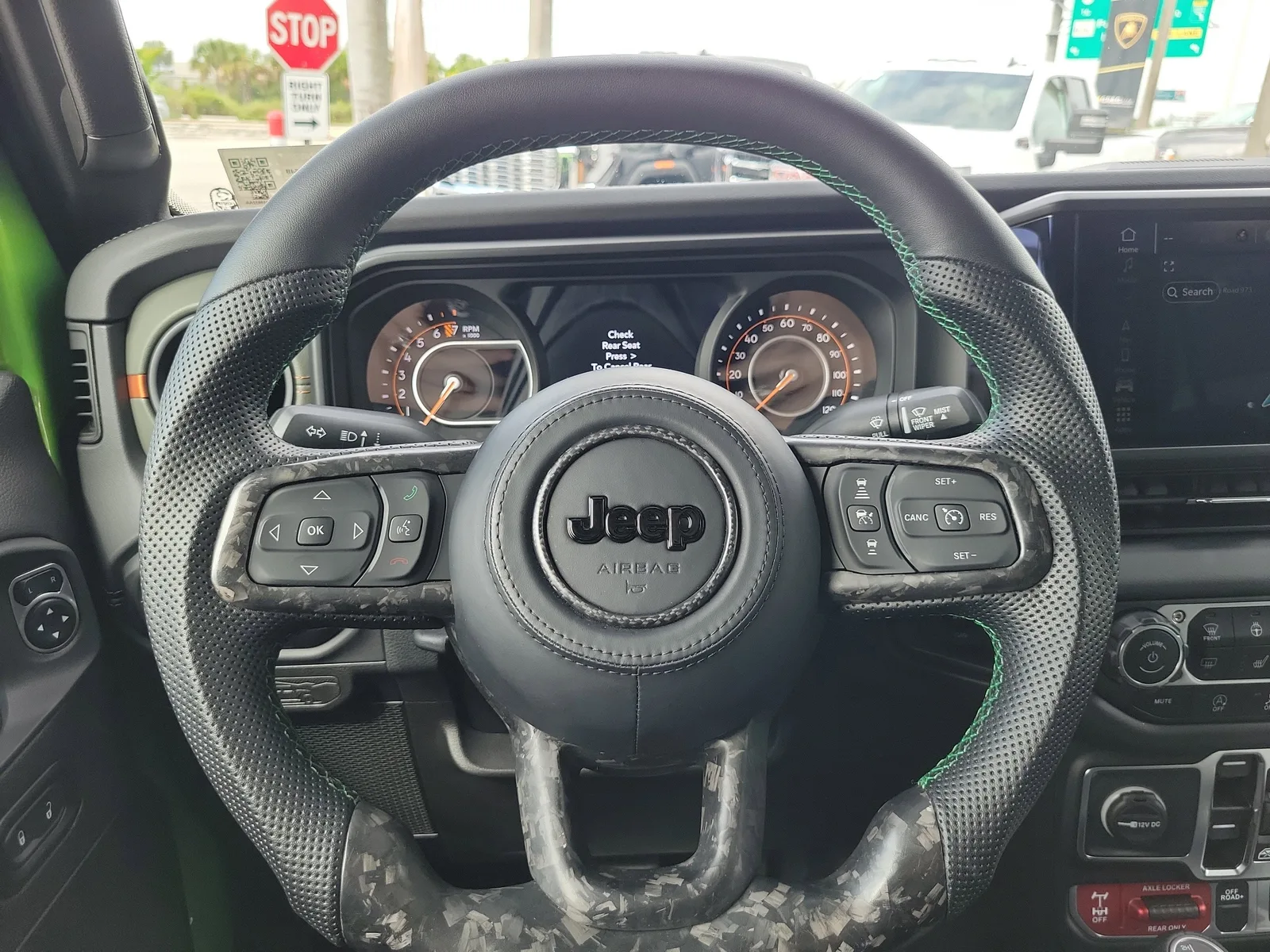 2025 Jeep Gladiator Mojave X photo 17