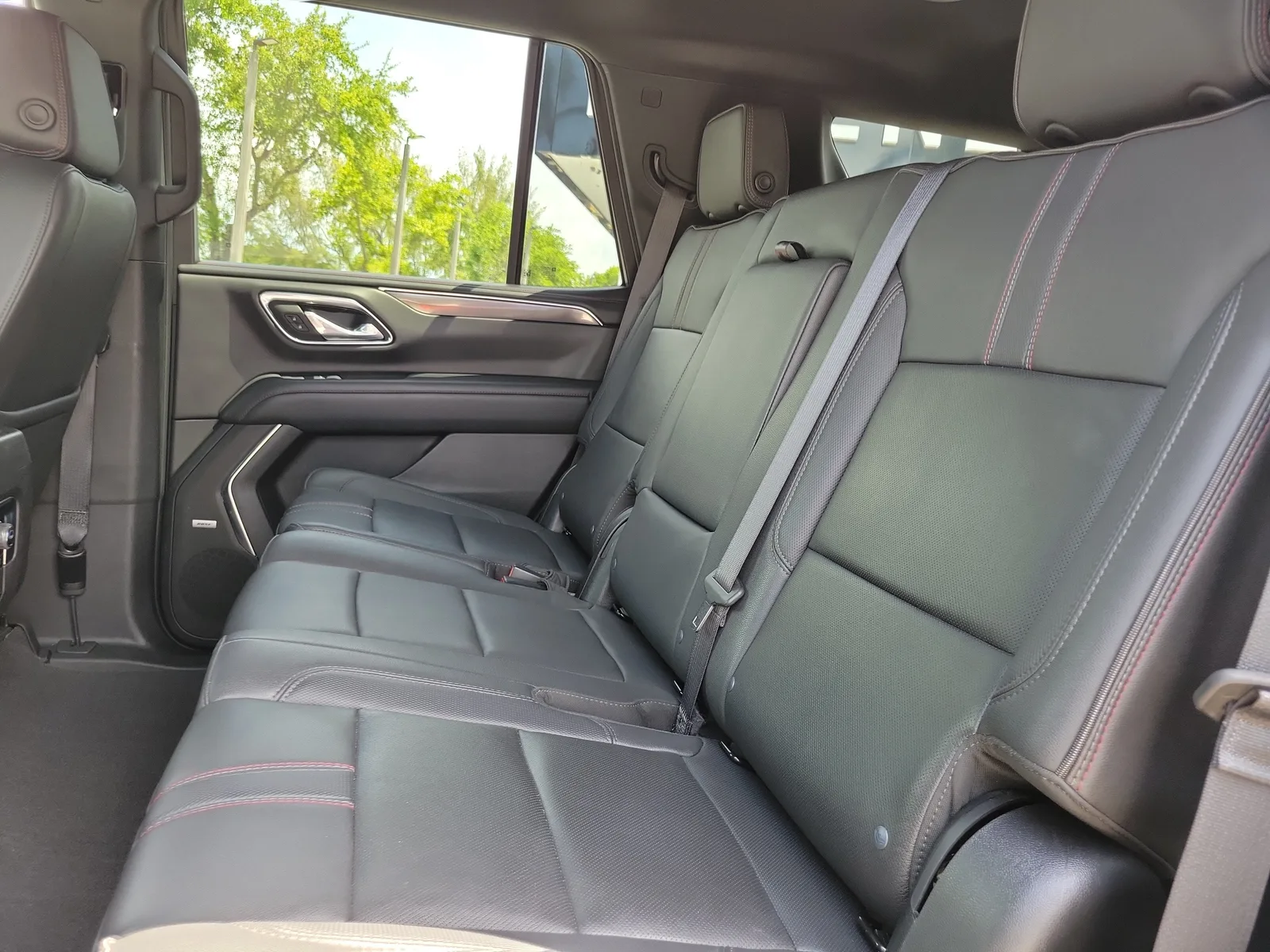 2023 Chevrolet Tahoe RST photo 16