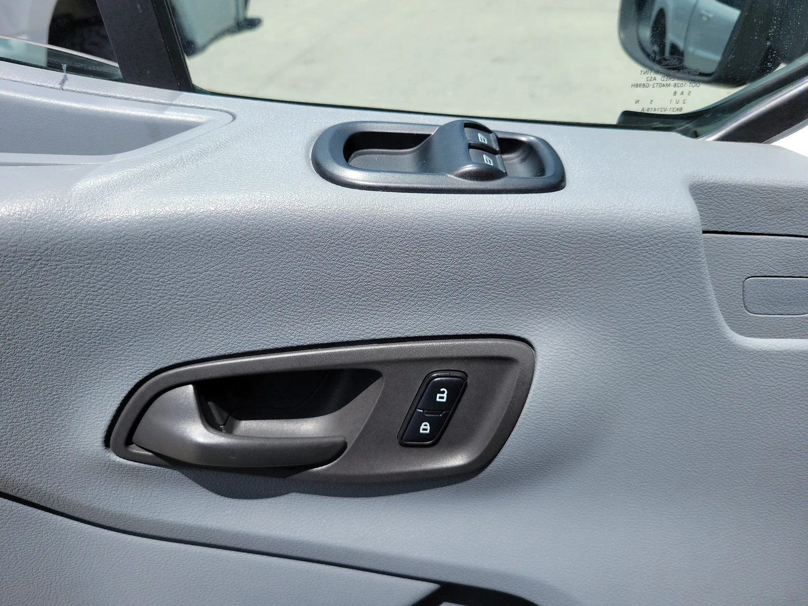 2016 Ford Transit Wagon XL photo 23