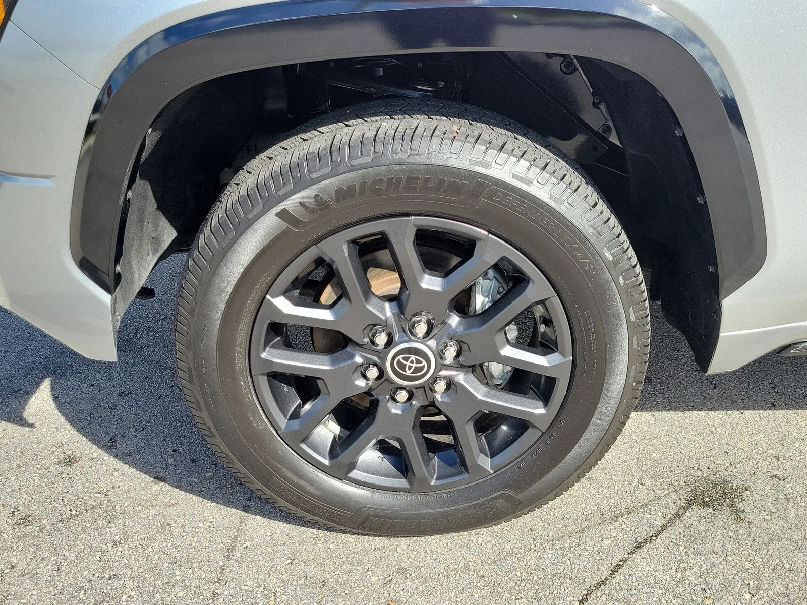 2023 Toyota Tundra 4WD Platinum photo 27