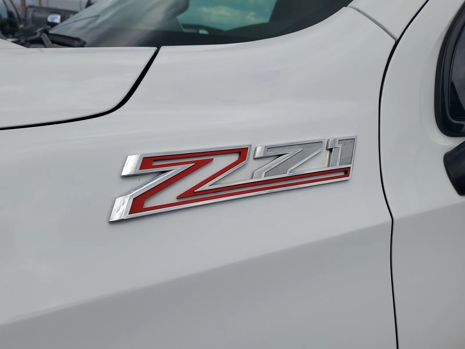 2023 Chevrolet Suburban Z71 4WD photo 33