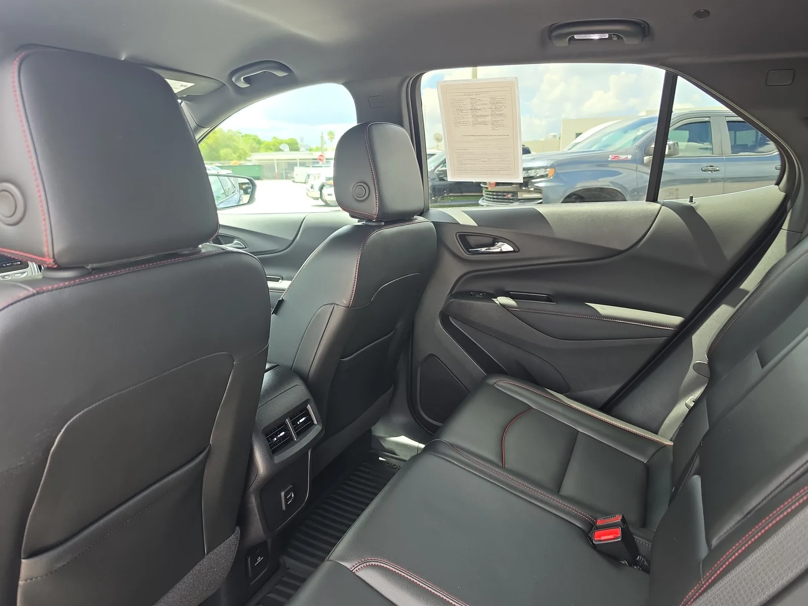 2024 Chevrolet Equinox RS photo 11