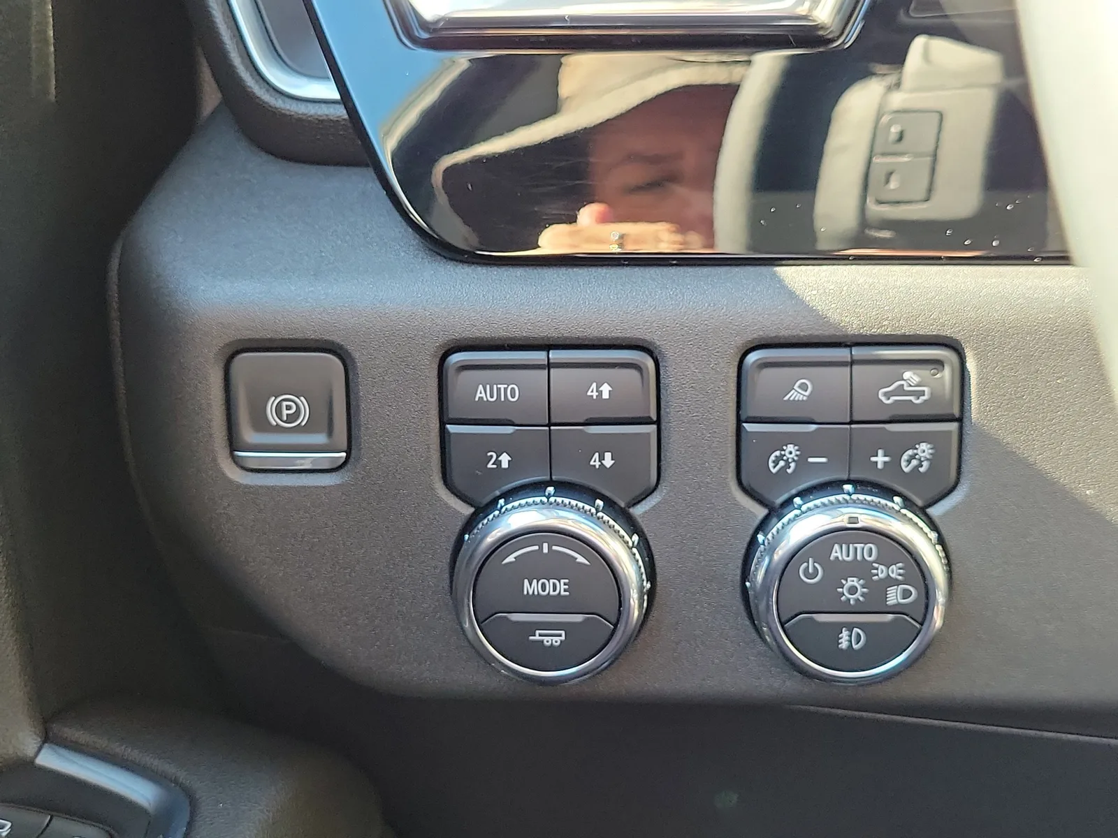 2023 GMC Sierra 1500 SLT photo 22