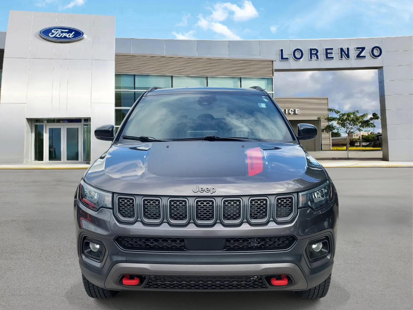 2023 Jeep Compass Trailhawk photo 2