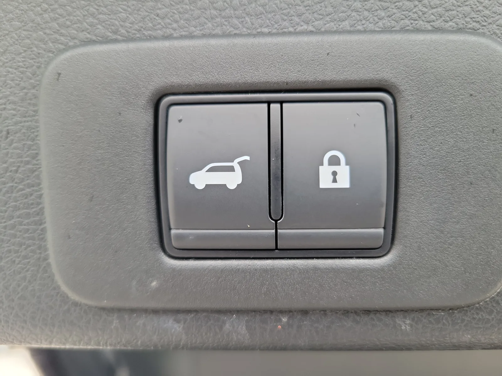2025 Nissan Murano SV photo 17