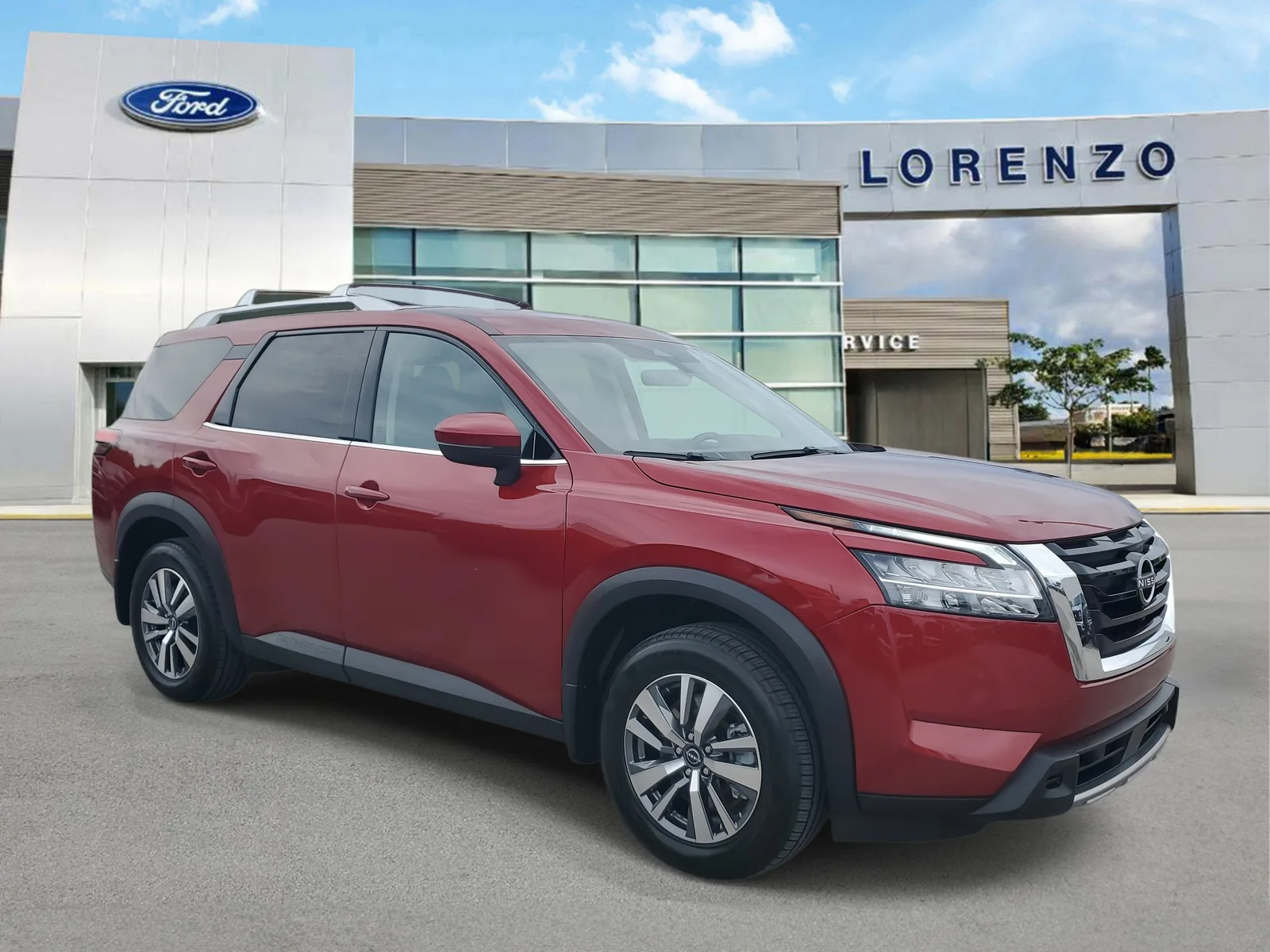 2024 Nissan Pathfinder SL photo 3
