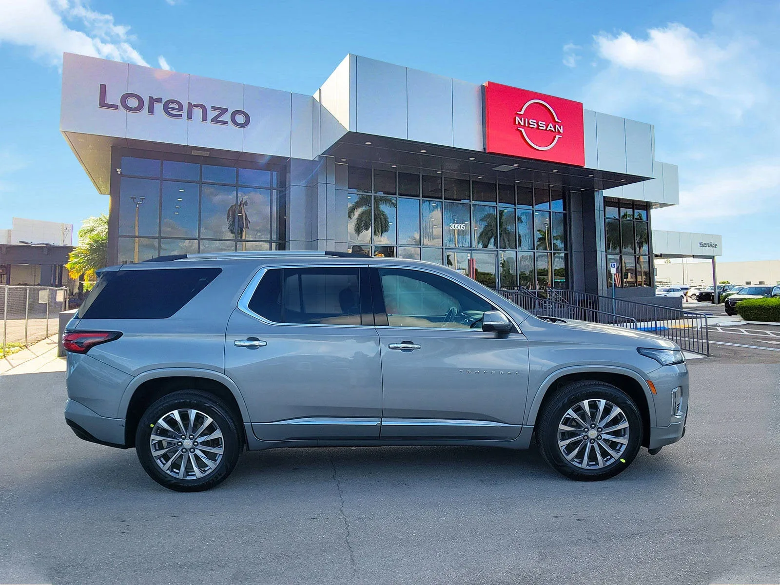 2023 Chevrolet Traverse Premier photo 4