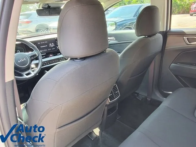 2023 Kia Sportage Hybrid LX photo 12
