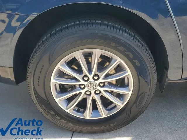 2024 Buick Enclave Essence photo 8