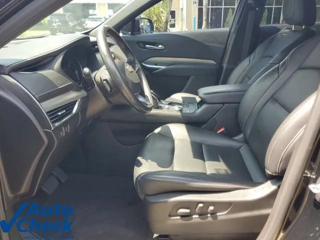 2023 Cadillac XT4 Premium Luxury photo 18
