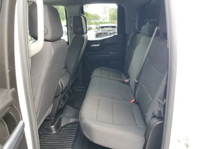 2025 GMC Sierra 1500 Pro photo 10