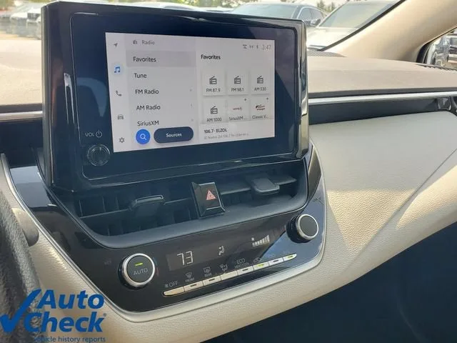 2024 Toyota Corolla LE photo 24