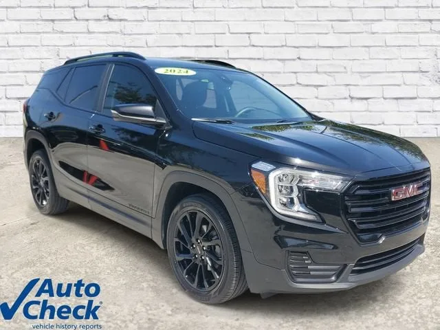2024 GMC Terrain SLE photo 5