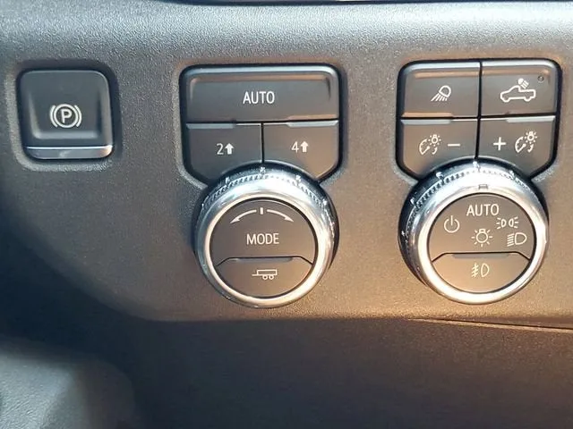 2026 GMC Sierra 1500 Elevation photo 28
