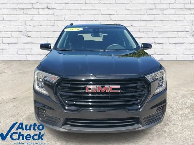 2024 GMC Terrain SLE photo 6