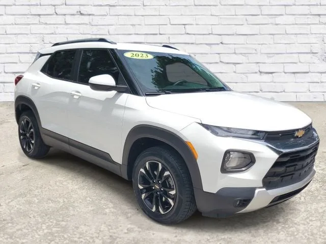 2023 Chevrolet Trailblazer LT photo 4