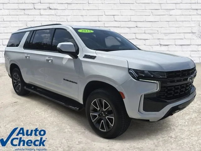 2023 Chevrolet Suburban Z71 photo 5
