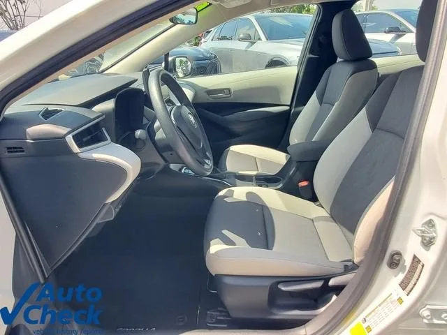 2024 Toyota Corolla LE photo 17