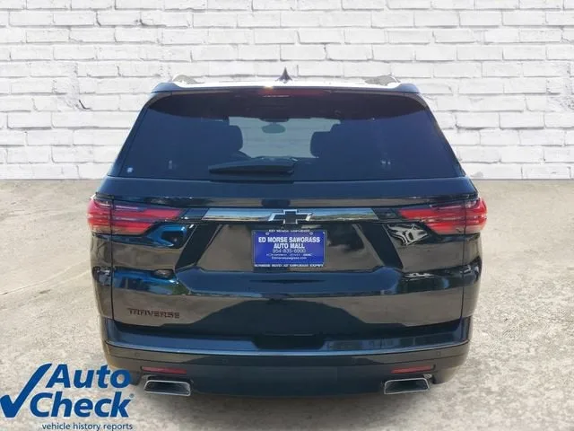 2023 Chevrolet Traverse Premier photo 3