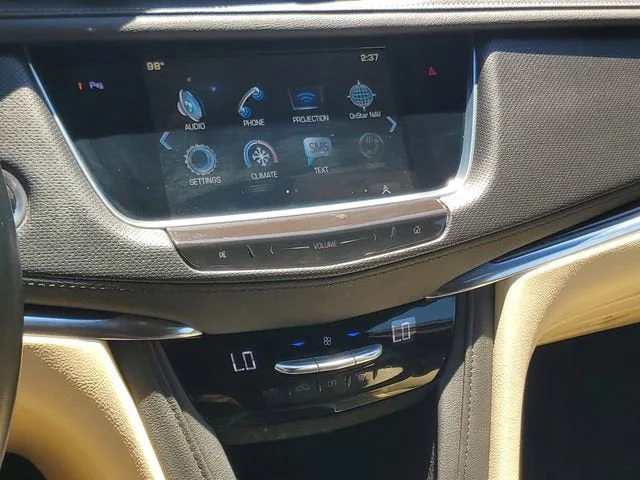 2019 Cadillac XT5 FWD photo 25