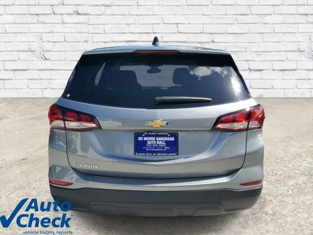 2024 Chevrolet Equinox LS photo 3