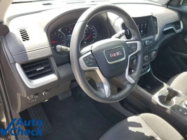 2024 GMC Terrain SLE photo 20