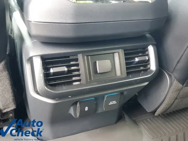 2022 Ford F-150 XL photo 13