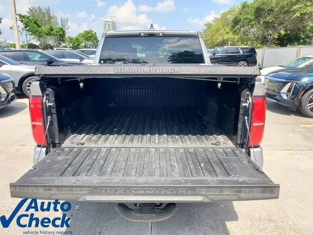 2025 Toyota Tacoma 2WD SR5 photo 8