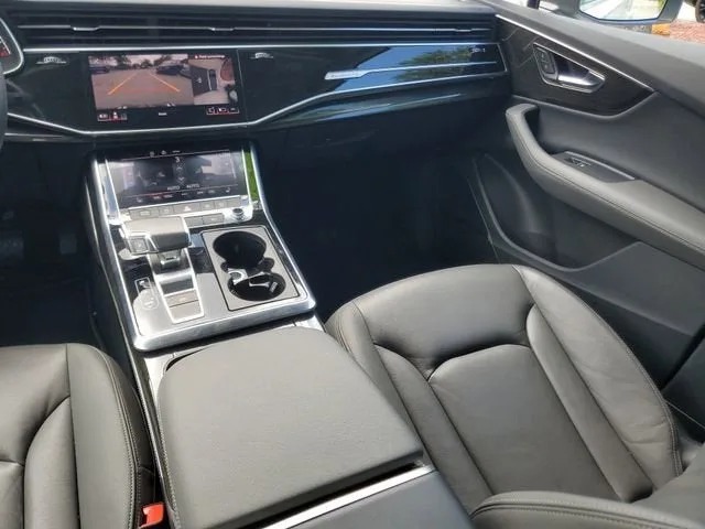 2025 Audi Q7 Premium Plus photo 17