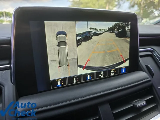 2023 Chevrolet Suburban Z71 photo 30