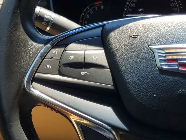 2019 Cadillac XT5 FWD photo 22