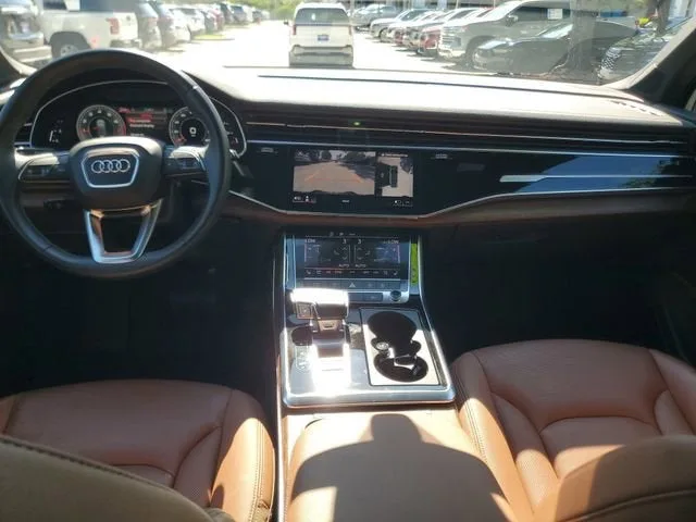 2025 Audi Q7 Premium Plus photo 17