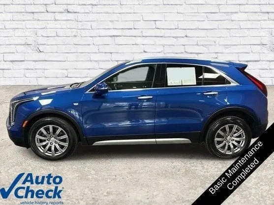 2022 Cadillac XT4 Premium Luxury photo 2