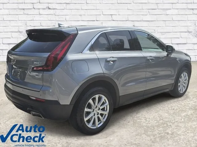 2023 Cadillac XT4 Luxury photo 4