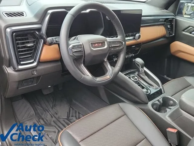 2024 GMC Canyon AT4 photo 19