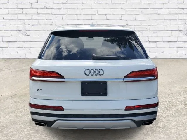 2025 Audi Q7 Premium Plus photo 3