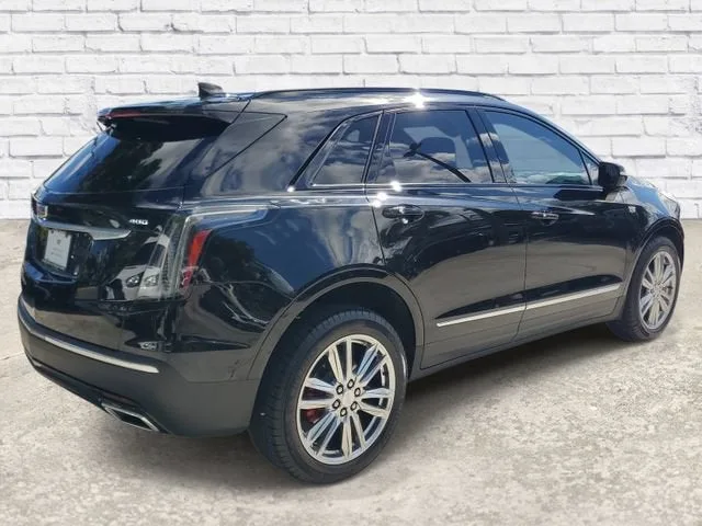 2023 Cadillac XT5 AWD Sport photo 4