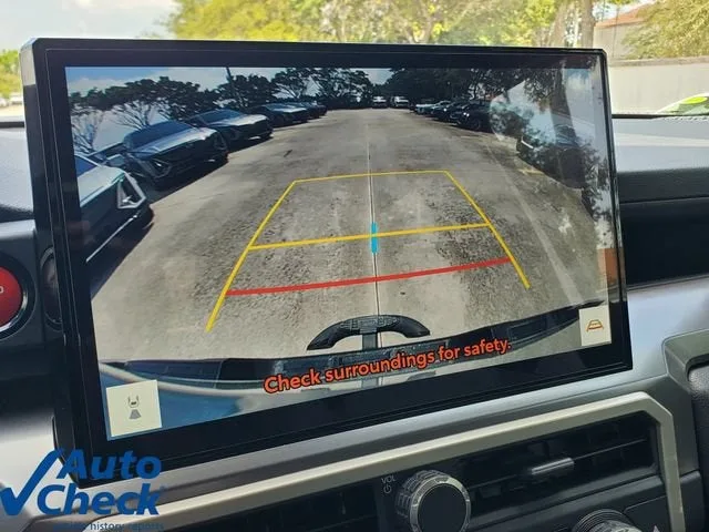 2025 Toyota Tacoma 2WD SR5 photo 23