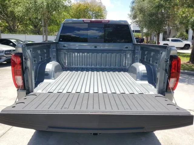 2026 GMC Sierra 1500 Elevation photo 10