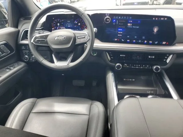 2025 Chevrolet Tahoe Z71 photo 17