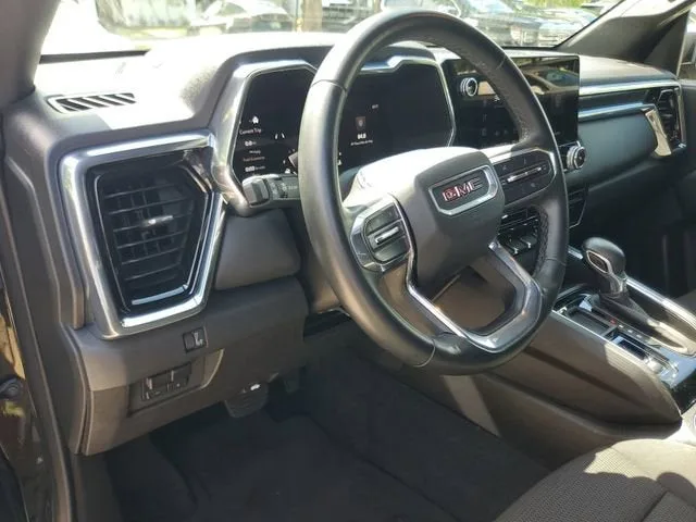 2024 GMC Canyon Elevation photo 17