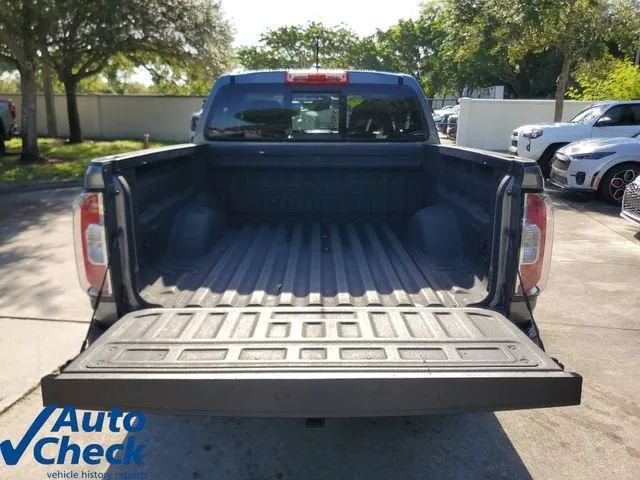 2022 GMC Canyon Denali photo 10