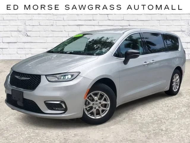2024 Chrysler Pacifica