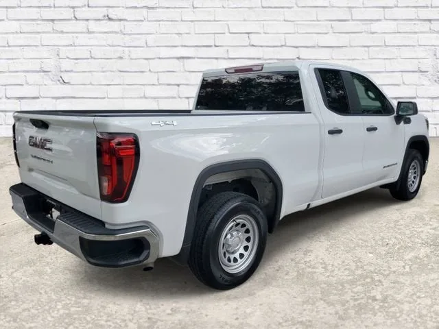 2025 GMC Sierra 1500 Pro photo 4