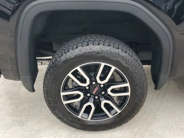 2026 GMC Sierra 1500 AT4 photo 8